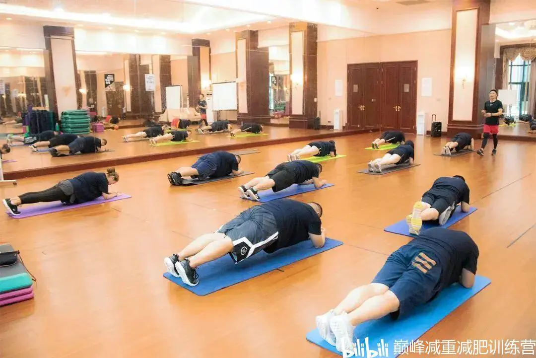 如何通过反馈分析提升篮球战术意识_0